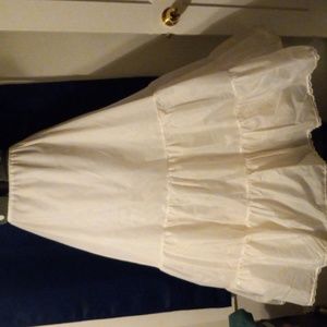 White Crinoline
